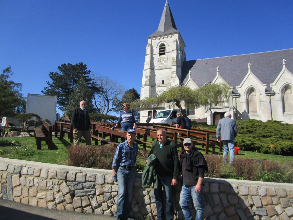 Bancs Eglise Avril 2025
